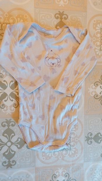 Body motif cœur absorba 12 mois