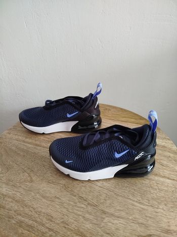 Baskets Nike T27.5