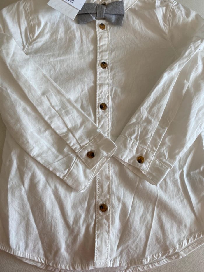 Chemise et noeud papillon neuf H&M 104 - photo numéro 4