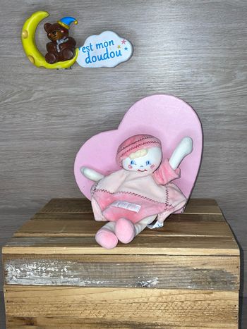 SDO116 doudou poupée 👧🏼 sucre d’orge