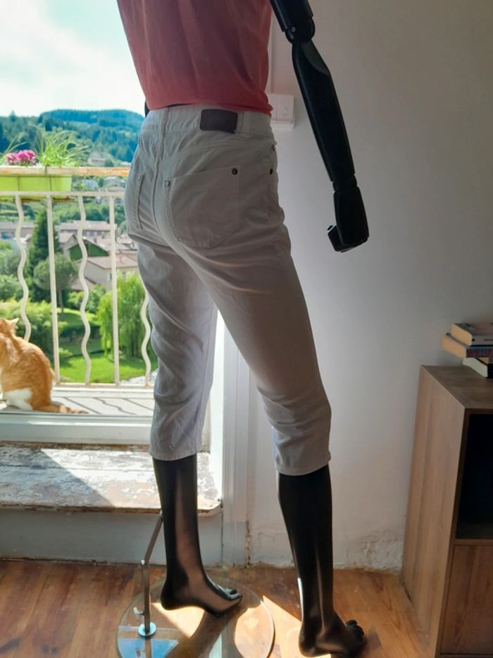 Pantacourt blanc Taille 36 - photo numéro 4
