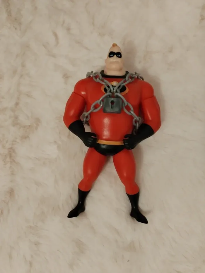 Lot figurines Les indestructibles promo - photo numéro 9