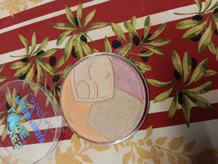 Poudre 4en1 - photo numéro 3