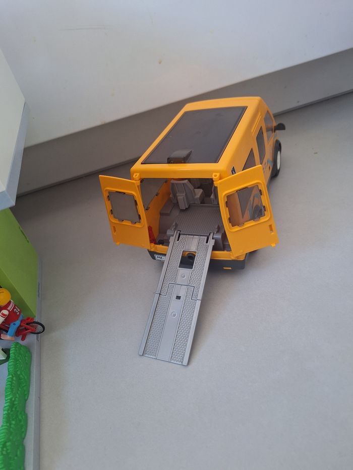 Ecole playmobil avec extension et bus - photo numéro 9