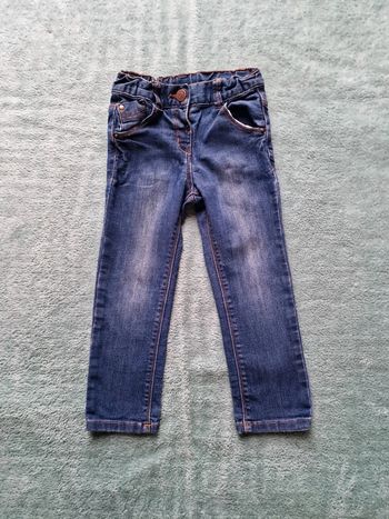 Très beau jean 3 ans