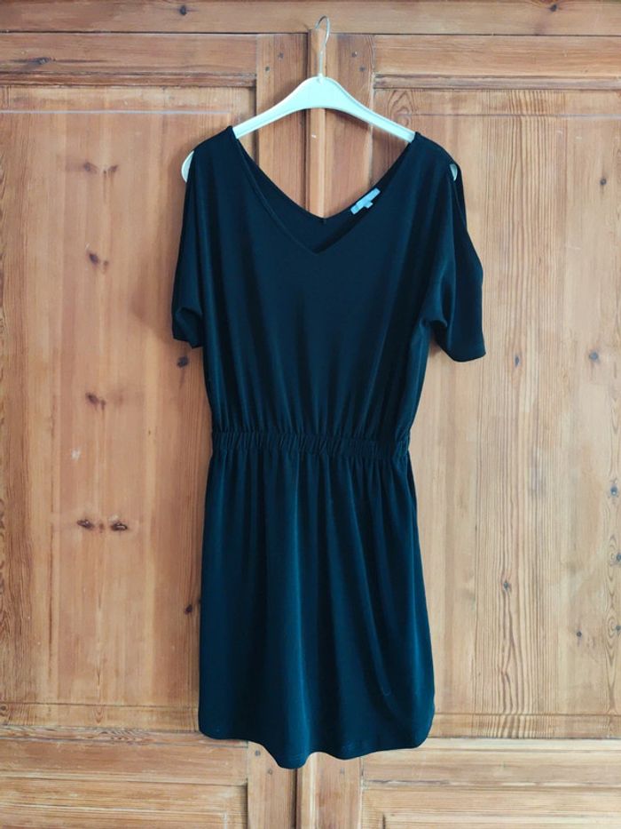 Robe noire élégante