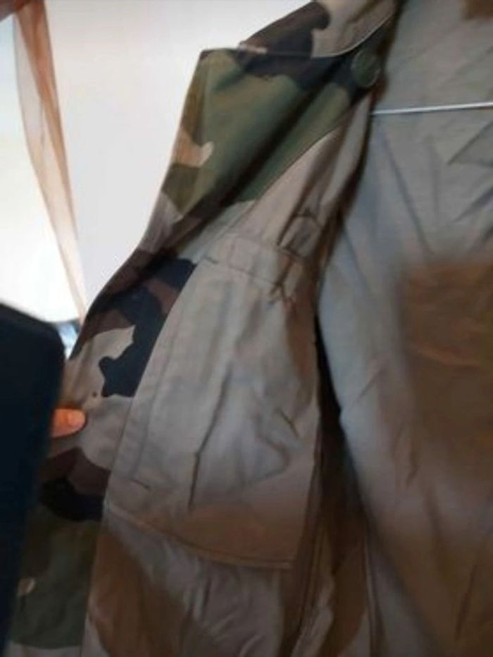 Veste camouflage militaire authentique taille 40 42 - photo numéro 3