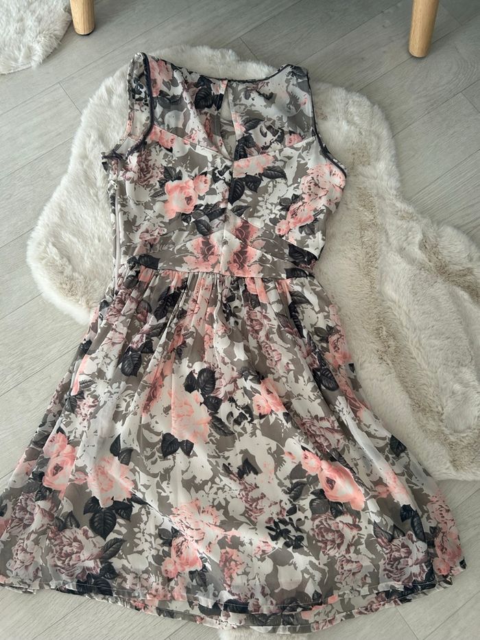 Robe - photo numéro 3