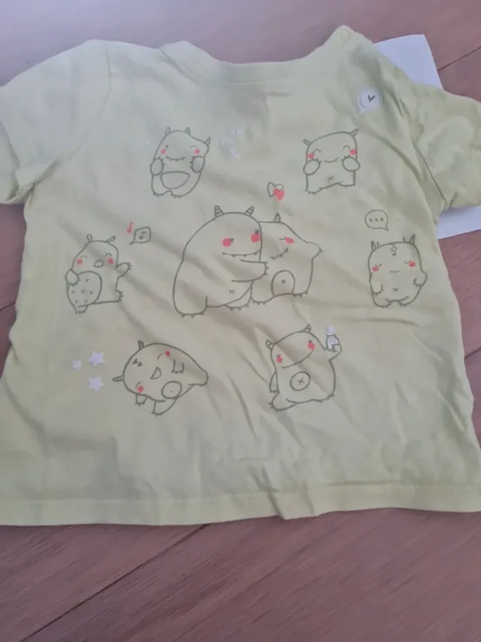 3 tee-shirts manches courtes 2 ans - photo numéro 6