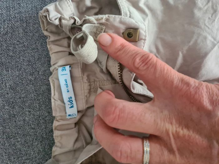 Short beige 3 ans - photo numéro 2