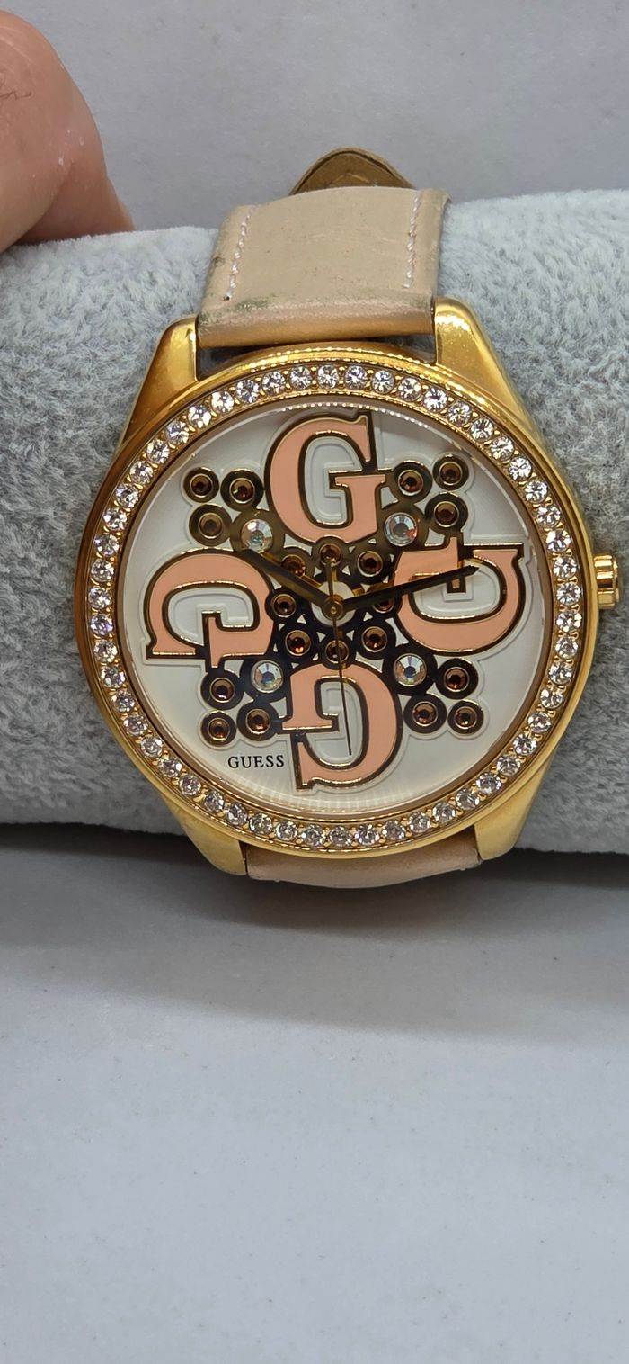 Montre Guess femme - photo numéro 2