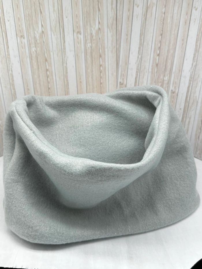 Cache cou enfant tout polaire en gris clair 6/8 ans