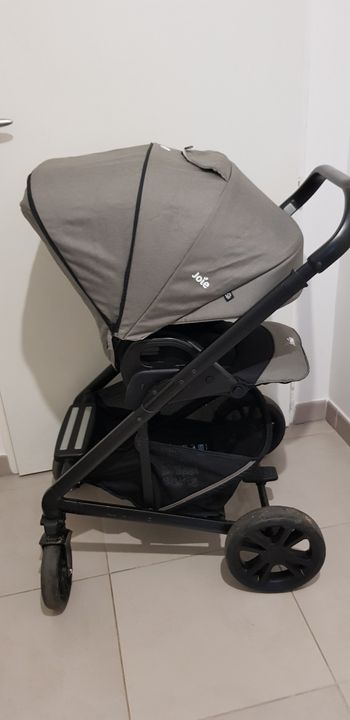 Ensemble poussette Joie Chrome + coque allongeable + base isofix