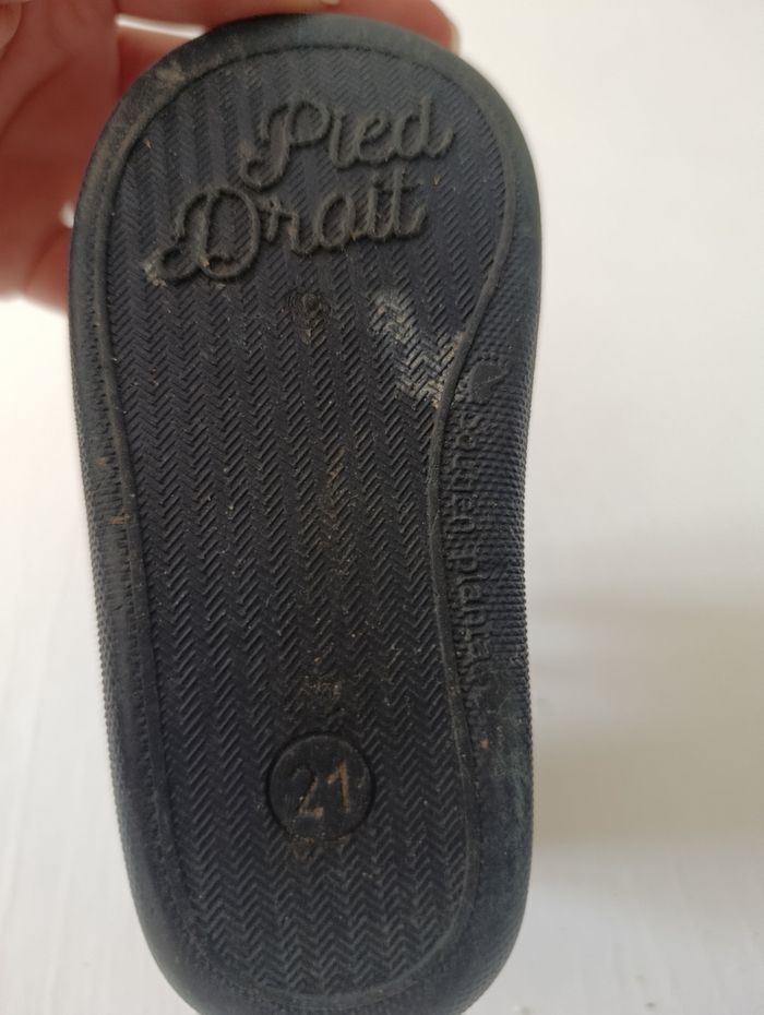 Chaussons pointure 21 - photo numéro 3