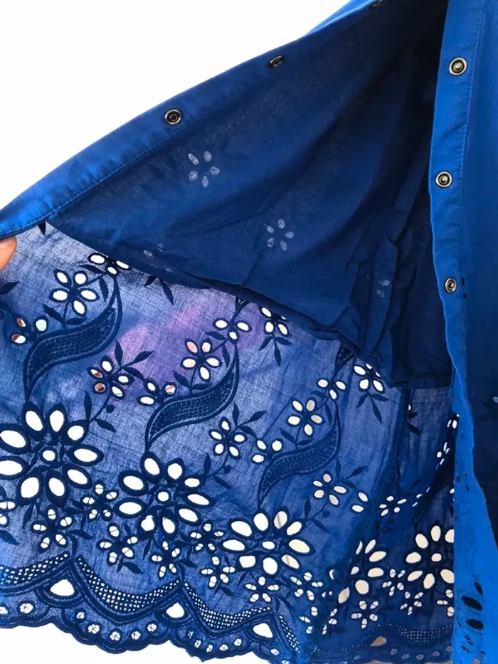 Robe dentelle anglaise bleu électrique Les Petites taille S neuve - photo numéro 7