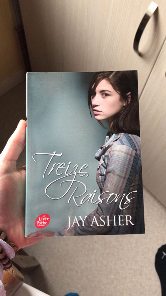 Livre treize raisons why série