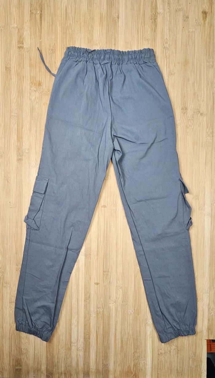 Pantalon. New collection. - photo numéro 4