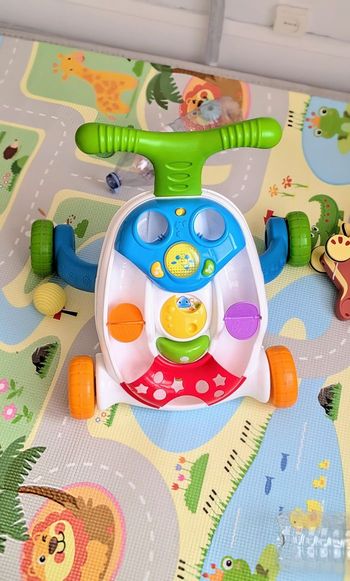 Chariot d'activité 6-36 mois