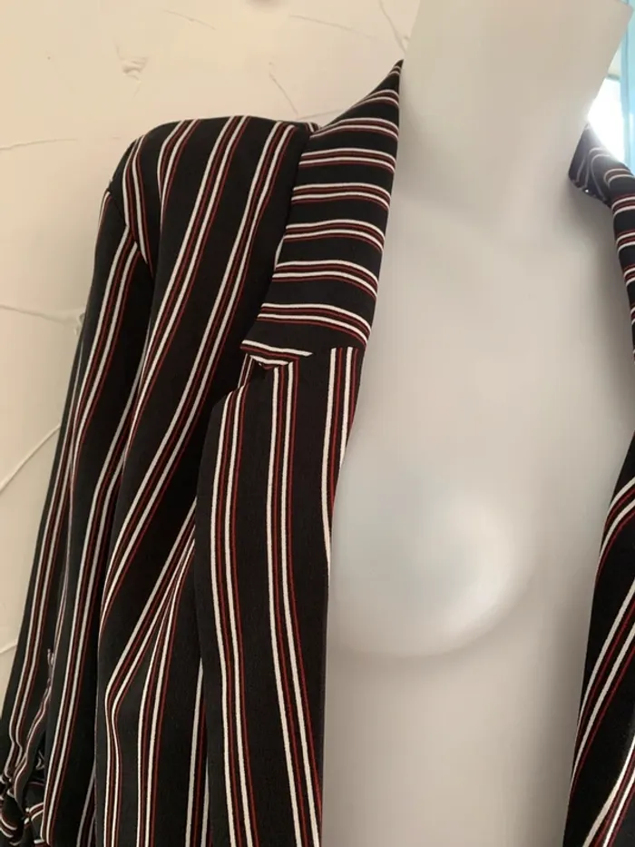blazer rayé noir rouge blancPinkie taille 38 - photo numéro 3