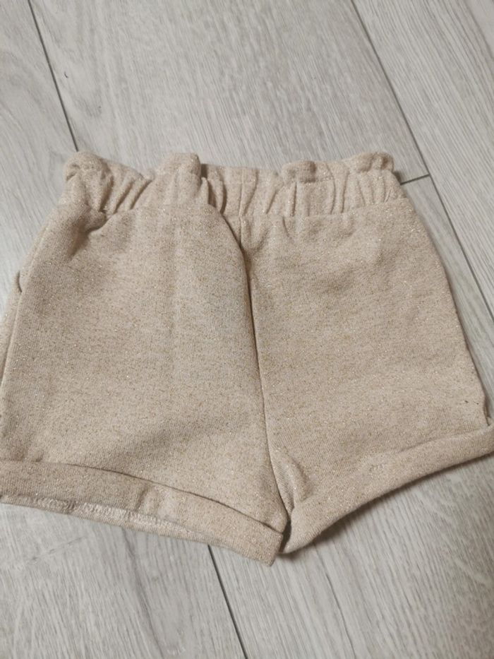 Lot 4 pantalons + 1 short / 12 mois - photo numéro 12
