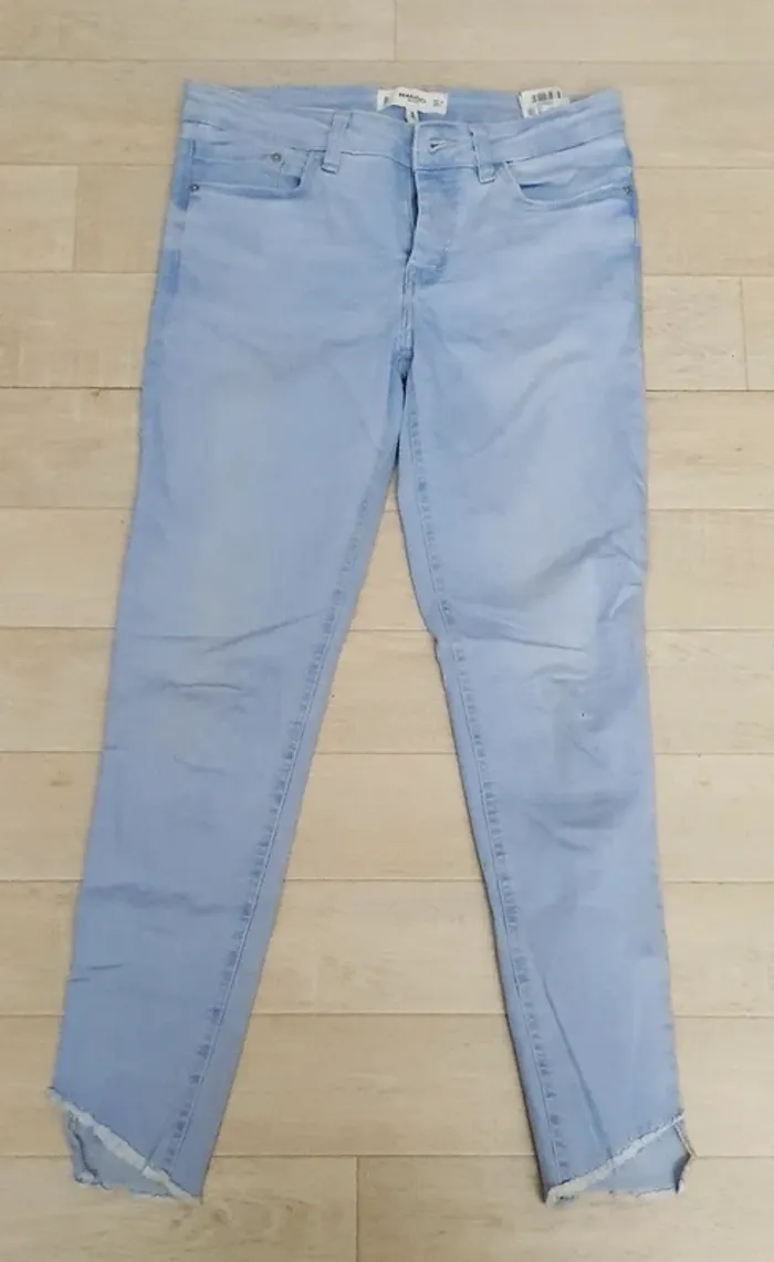 Jean Mango 36