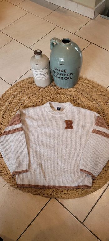 Joli pull chaud garçon Taille 8 ans