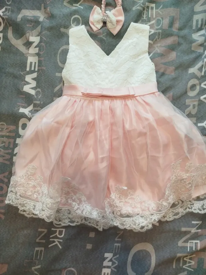 Robe cérémonie 12 mois - photo numéro 2