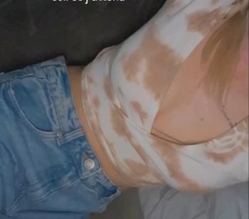 Tee shirt manche longue taille M col V