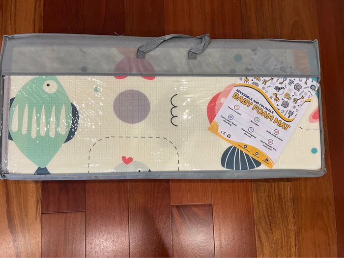 Tapis de jeu en mousse pour bébé pliable et réversible Taille 180x200x1,5cm - photo numéro 4