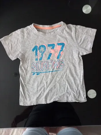 Tee-shirt