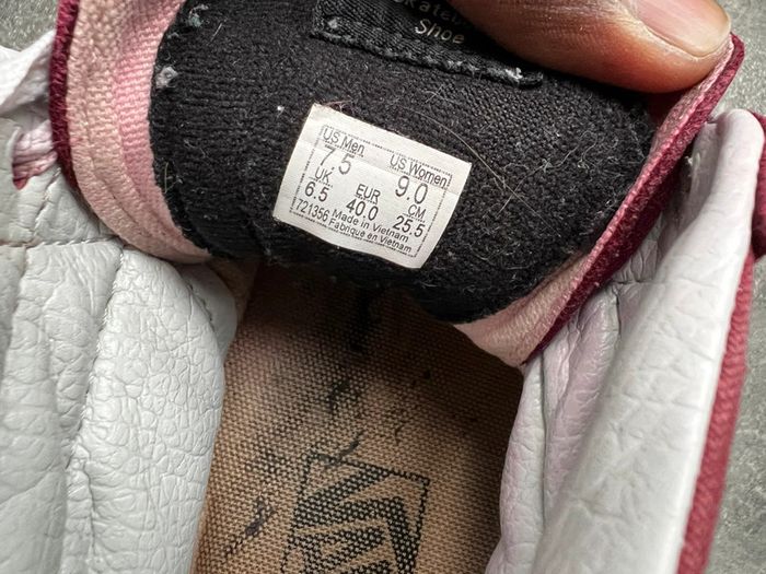 Vans montante bordeaux 40 bon état - photo numéro 8