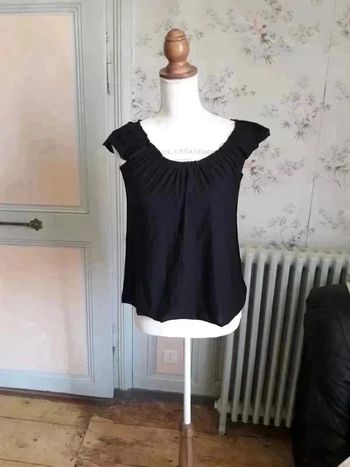 Top / T shirt Sonia Rykiel taille XS neuf avec étiquette.