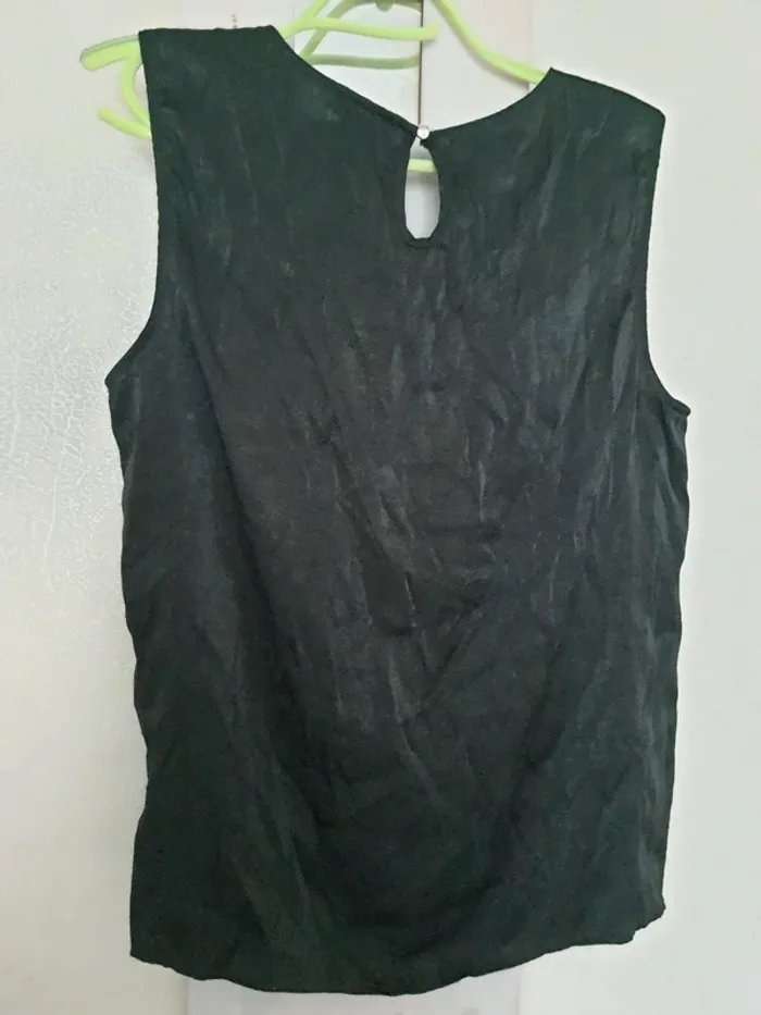 Haut noir été 44 - photo numéro 5