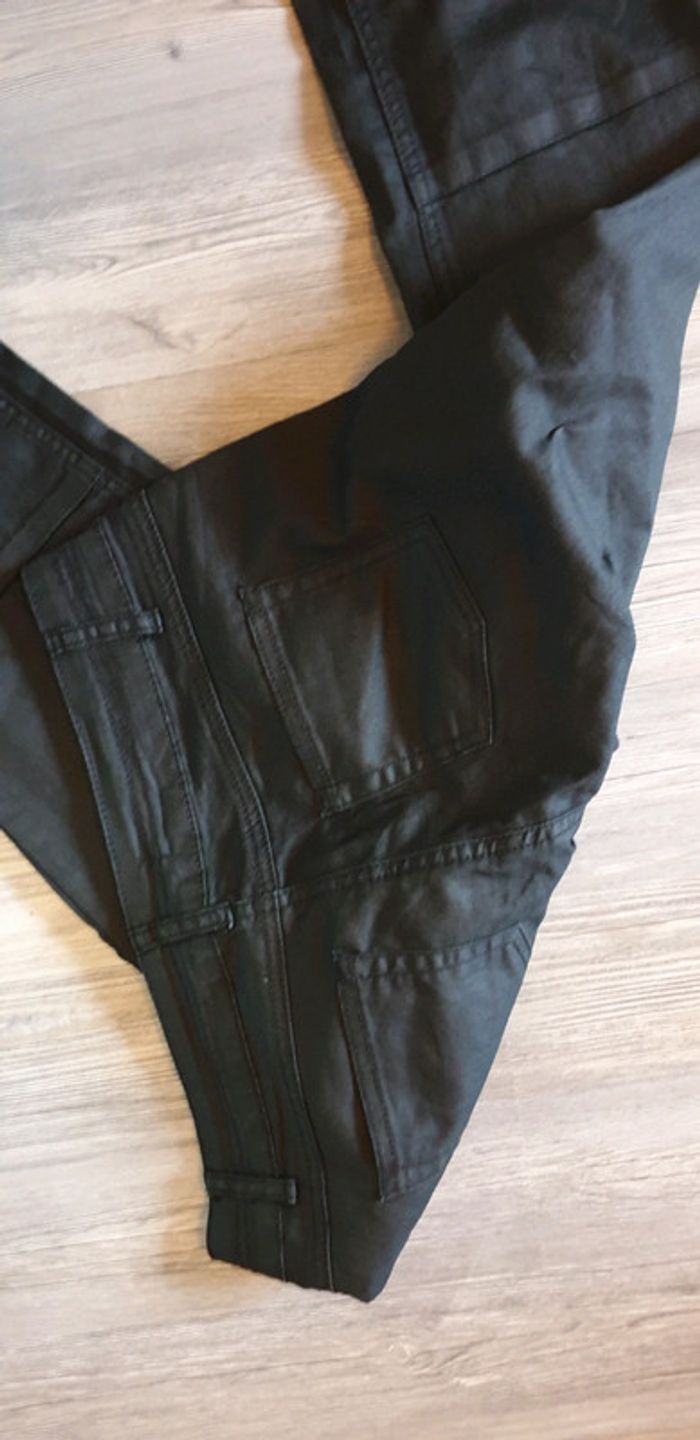 Pantalon effet huilé - photo numéro 5