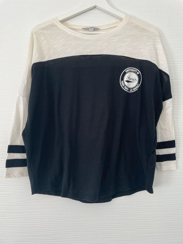 Haut t-shirt noir blanc bicolore uni basique simple logo col rond manches trois quarts