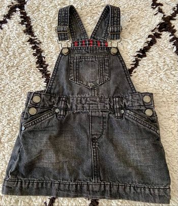Robe en jean couleur gris noire taille 3 ans