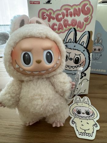 Labubu exciting macaron Pop Mart