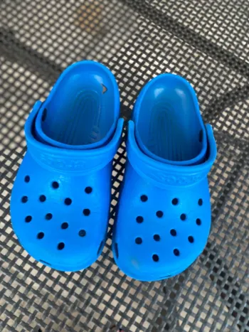 Crocs sabots c10 11 ou 27 28