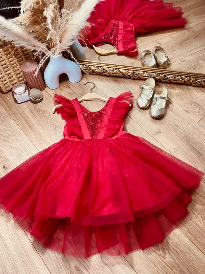 Taille 3 ans Robe asymétrique créateur fille TAO rouge * sequins tulle * 🌺