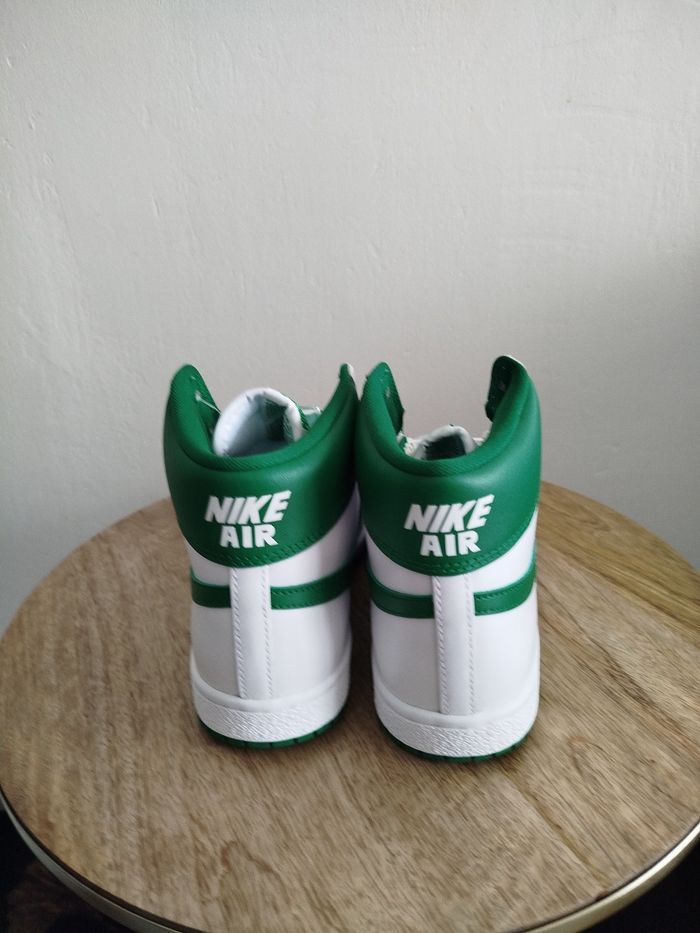 Baskets Jordan T 40 - photo numéro 7