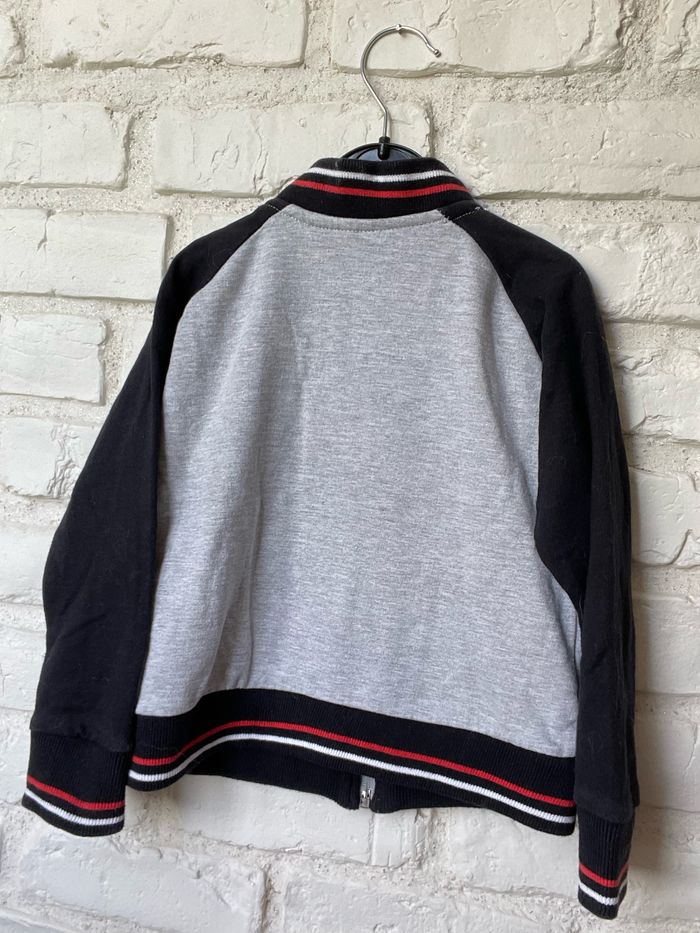 Veste zippe ou gilet Marvel 4 ans - photo numéro 4