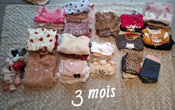 Lot vêtements fille 3 mois 