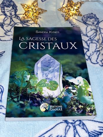 La sagesse des cristaux - Un guide pour païens & wiccans -
