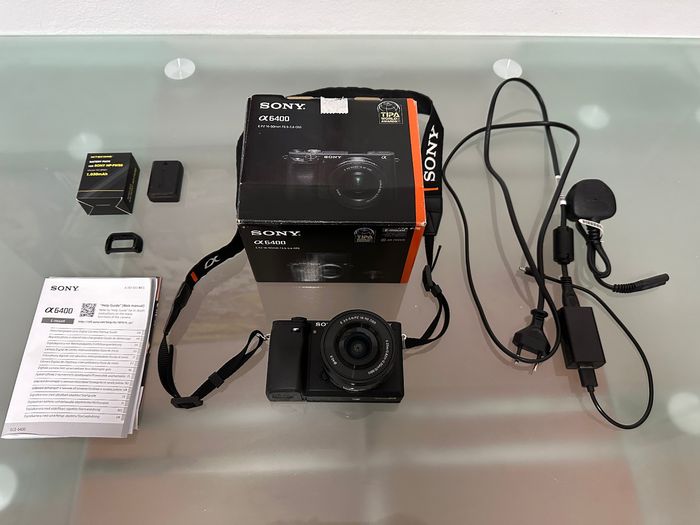 Appareil photo 4K Sony Alpha 6400 + objectif + carte mémoire 256 Go (lot d'accessoires) - photo numéro 2