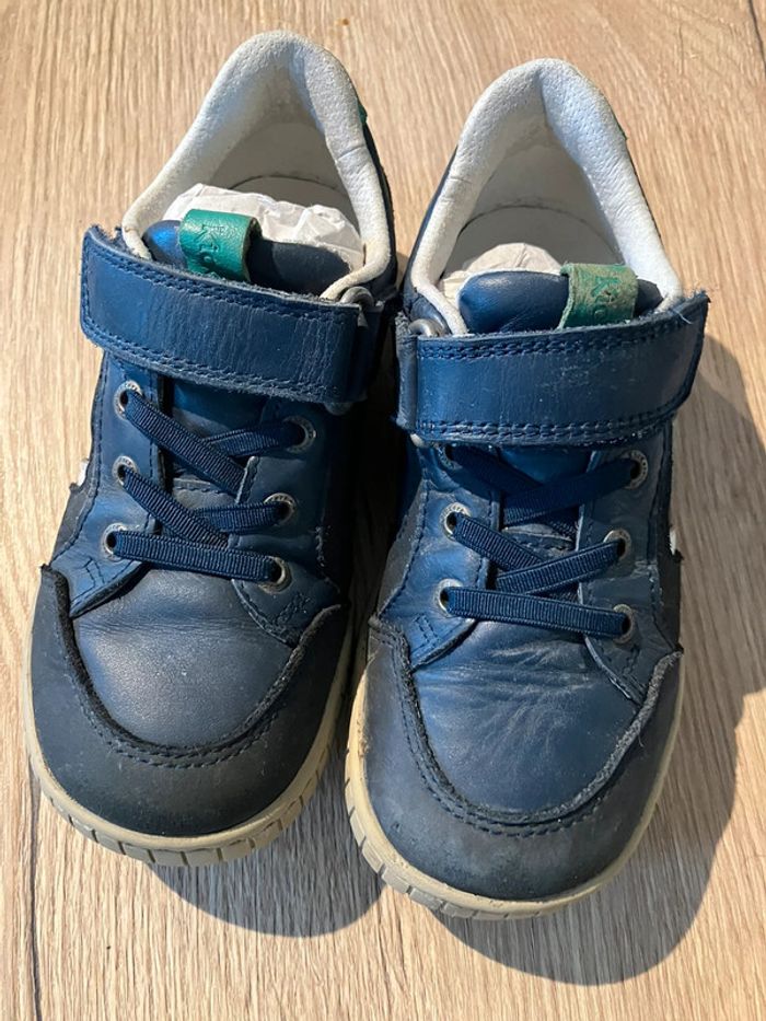 Baskets basses Kickers en cuir - photo numéro 2