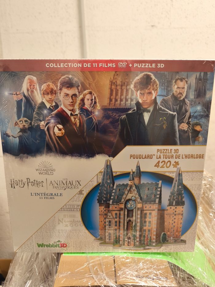 Coffret Wizarding World - 11 Films DVD + Puzzle 3D Poudlard