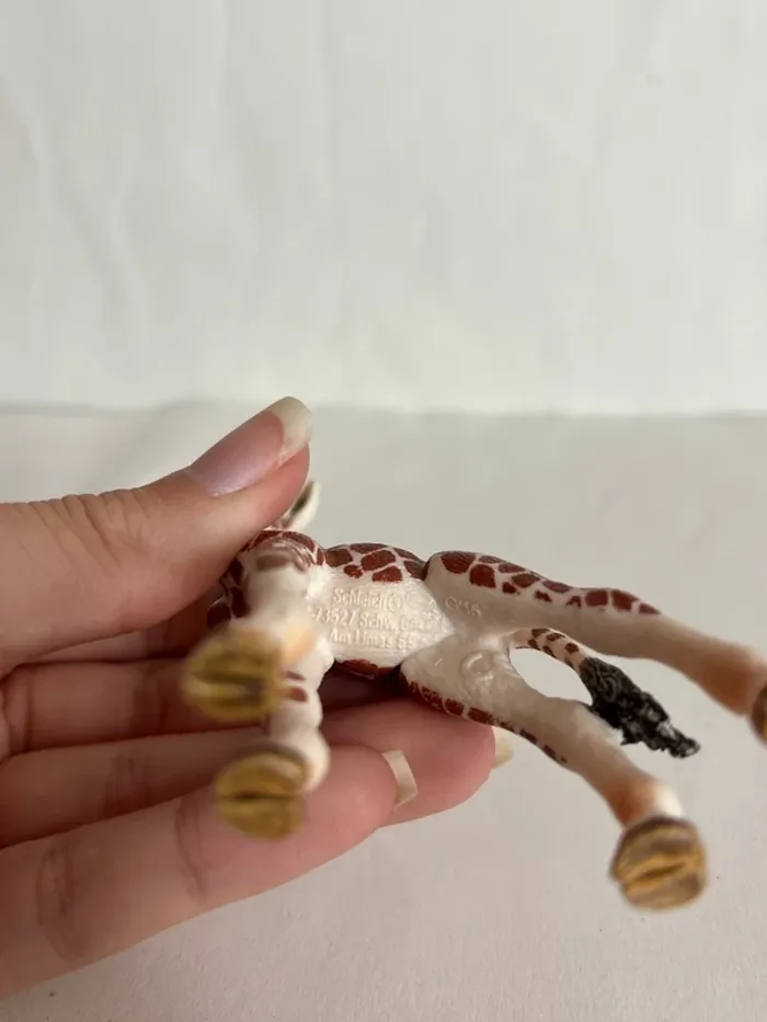 Figurine girafon Schleich - photo numéro 5