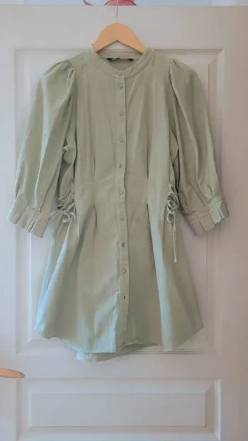 Robe Zara vert Sauge