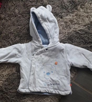 Manteau Winnie l'ourson taille 6-9 mois