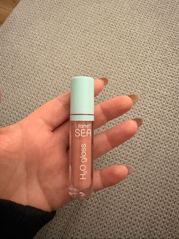 gloss tarte